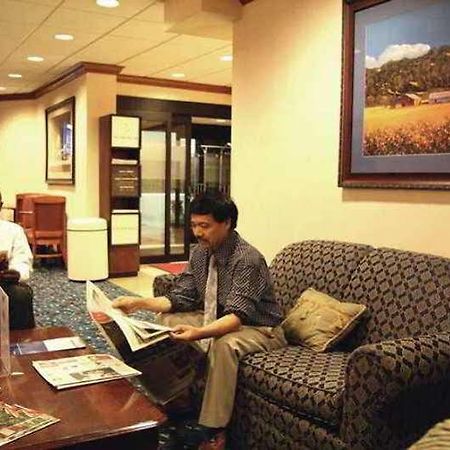 Hampton Inn Springfield Eksteriør billede