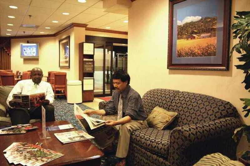 Hampton Inn Springfield Eksteriør billede
